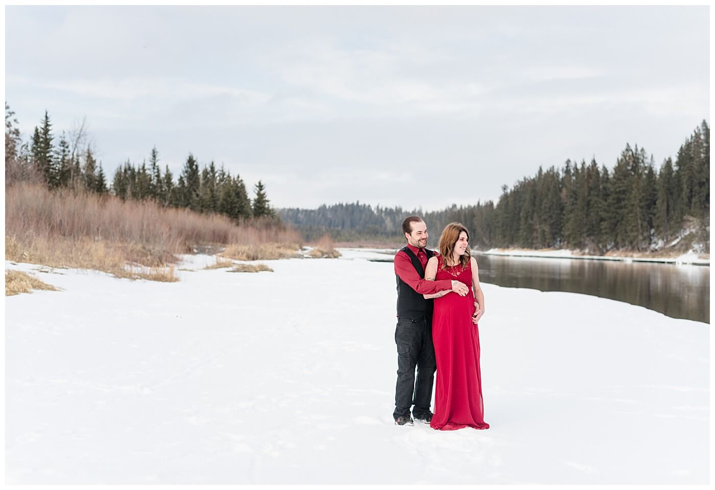 Alberta maternity session